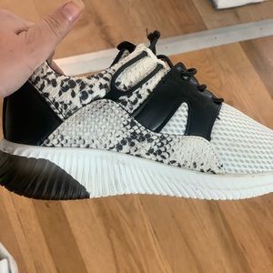 Brand new snake print sneakers